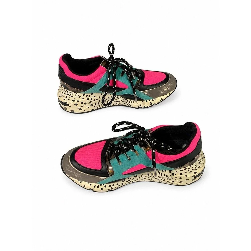 Steve Madden lightly used